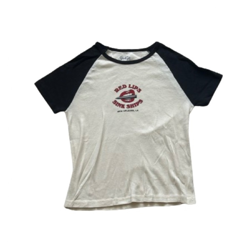 Brandy Melville Red Lips Sink Ships LA T-Shirt